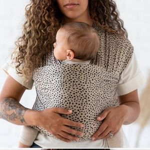 Solly baby wrap in spotted print